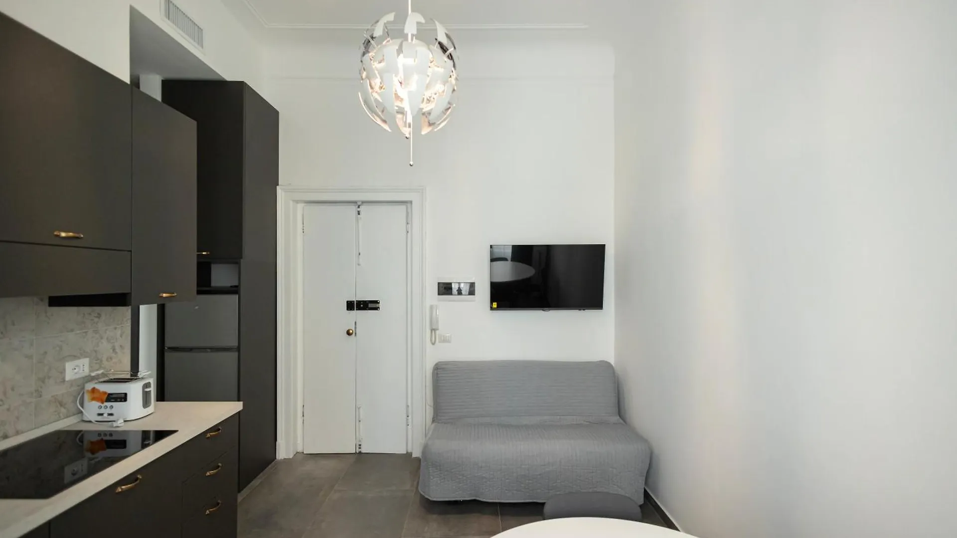 Nuovissimo Bilocale In Zona Risorgimento Lejlighed Milano 0*,  Italien